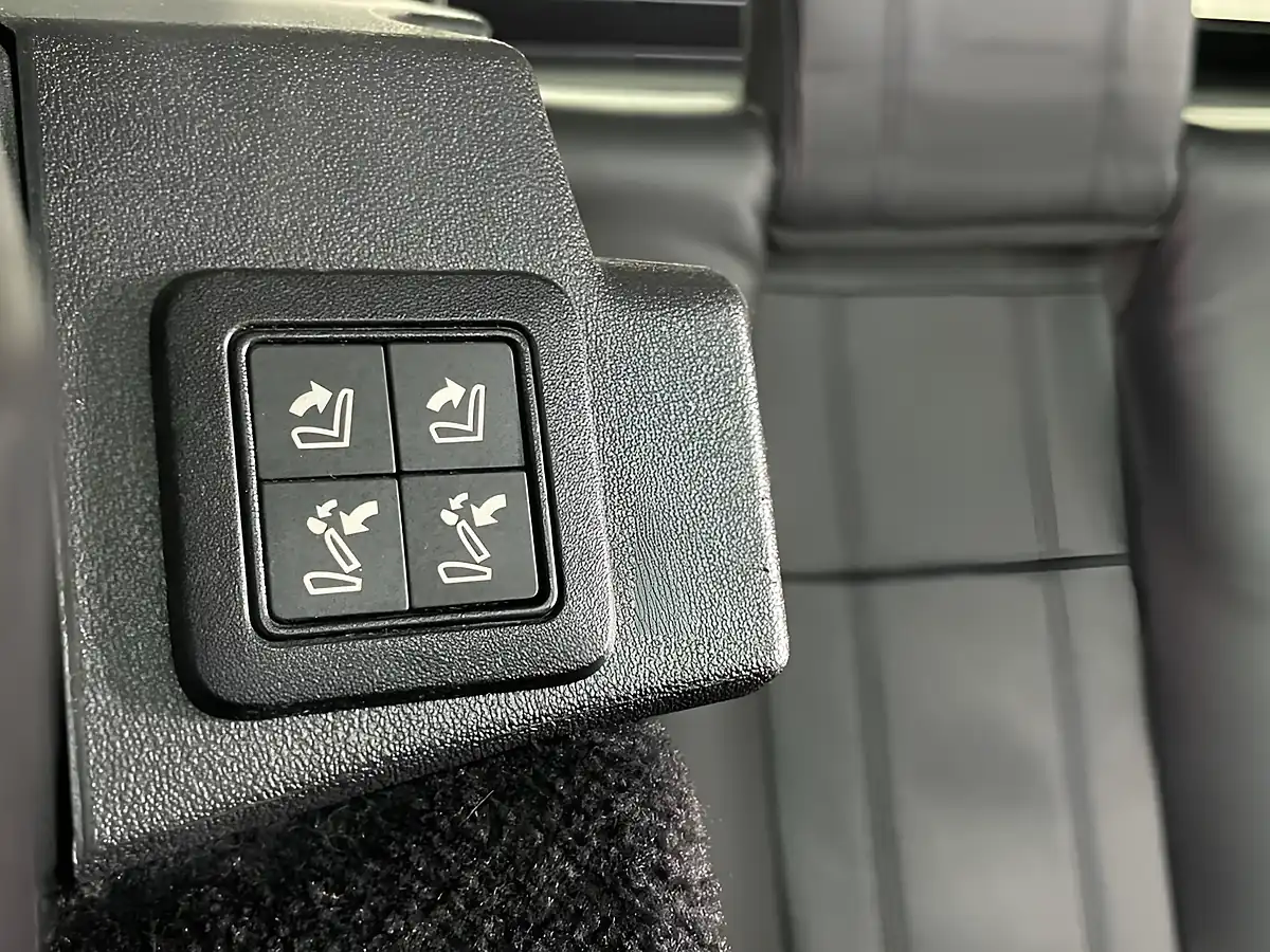Used 2020 Land Rover Range Rover Sport Hse Dynamic Eiger Grey - Interior and Exterior details 15