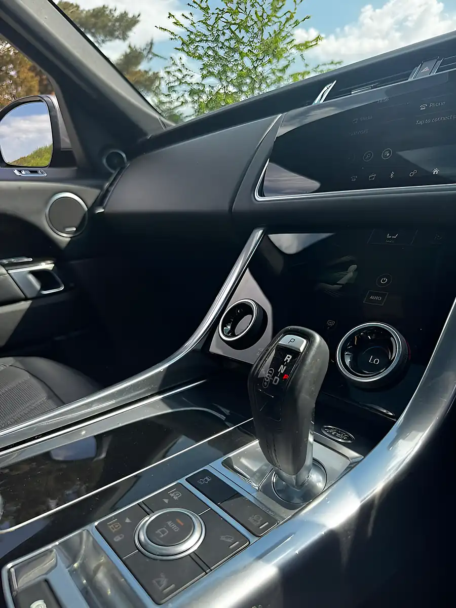 Used 2020 Land Rover Range Rover Sport Hse Dynamic Grey - Interior and Exterior details 11