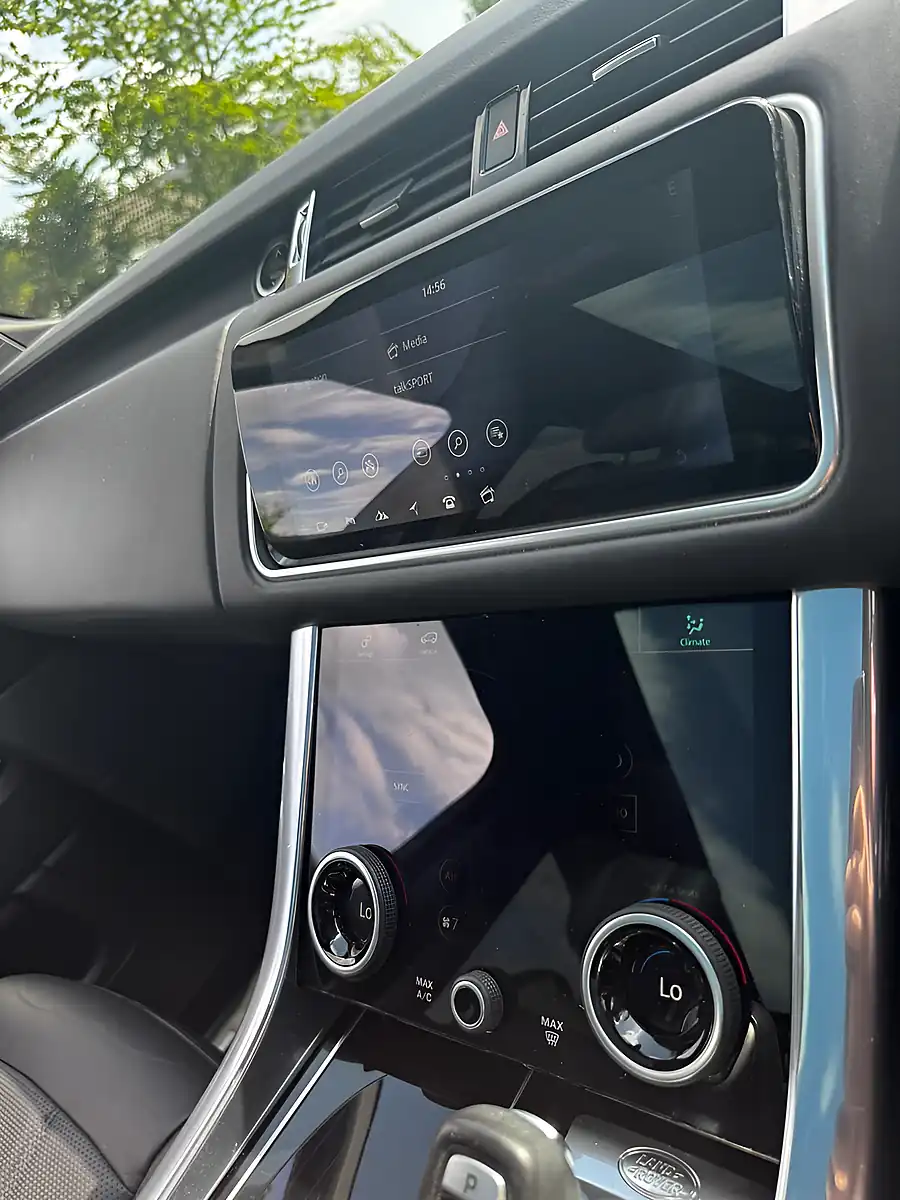 Used 2020 Land Rover Range Rover Sport Hse Dynamic Grey - Interior and Exterior details 12