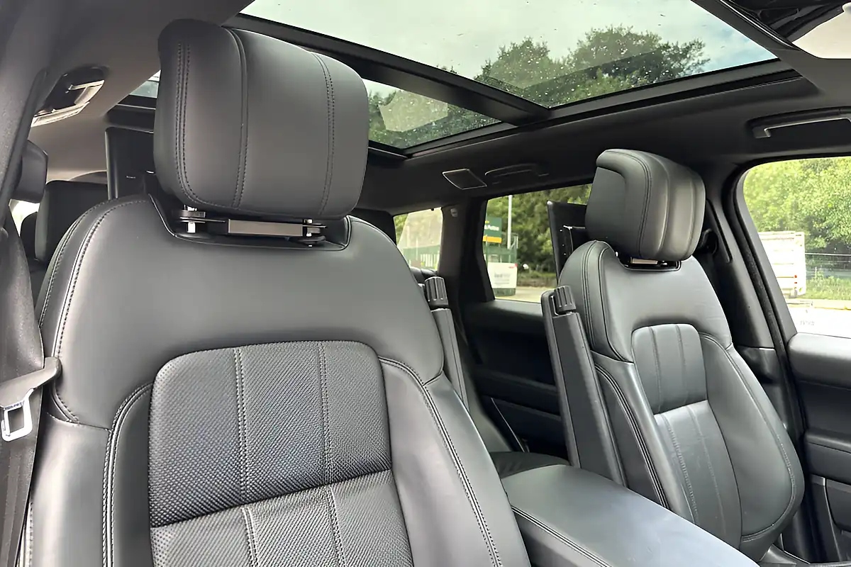 Used 2020 Land Rover Range Rover Sport Hse Dynamic Grey - Interior and Exterior details 11