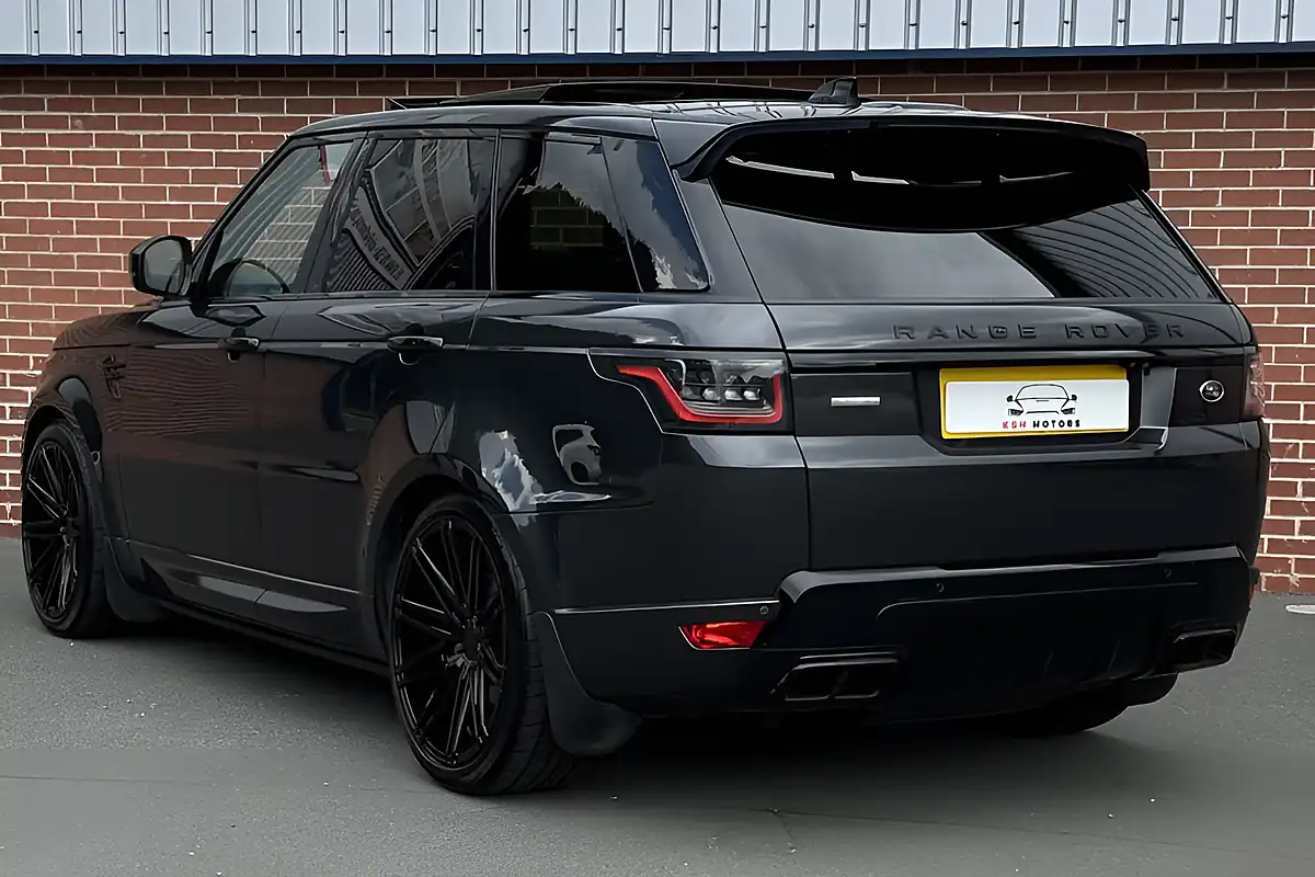 Used 2020 Land Rover Range Rover Sport Hse Dynamic Grey - Interior and Exterior details 2