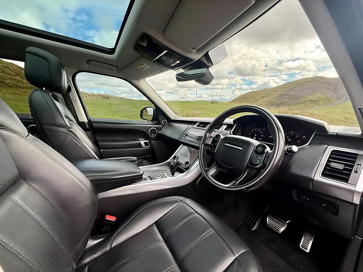 Used 2020 Land Rover Range Rover Sport Hse Dynamic Grey - Interior and Exterior details 11