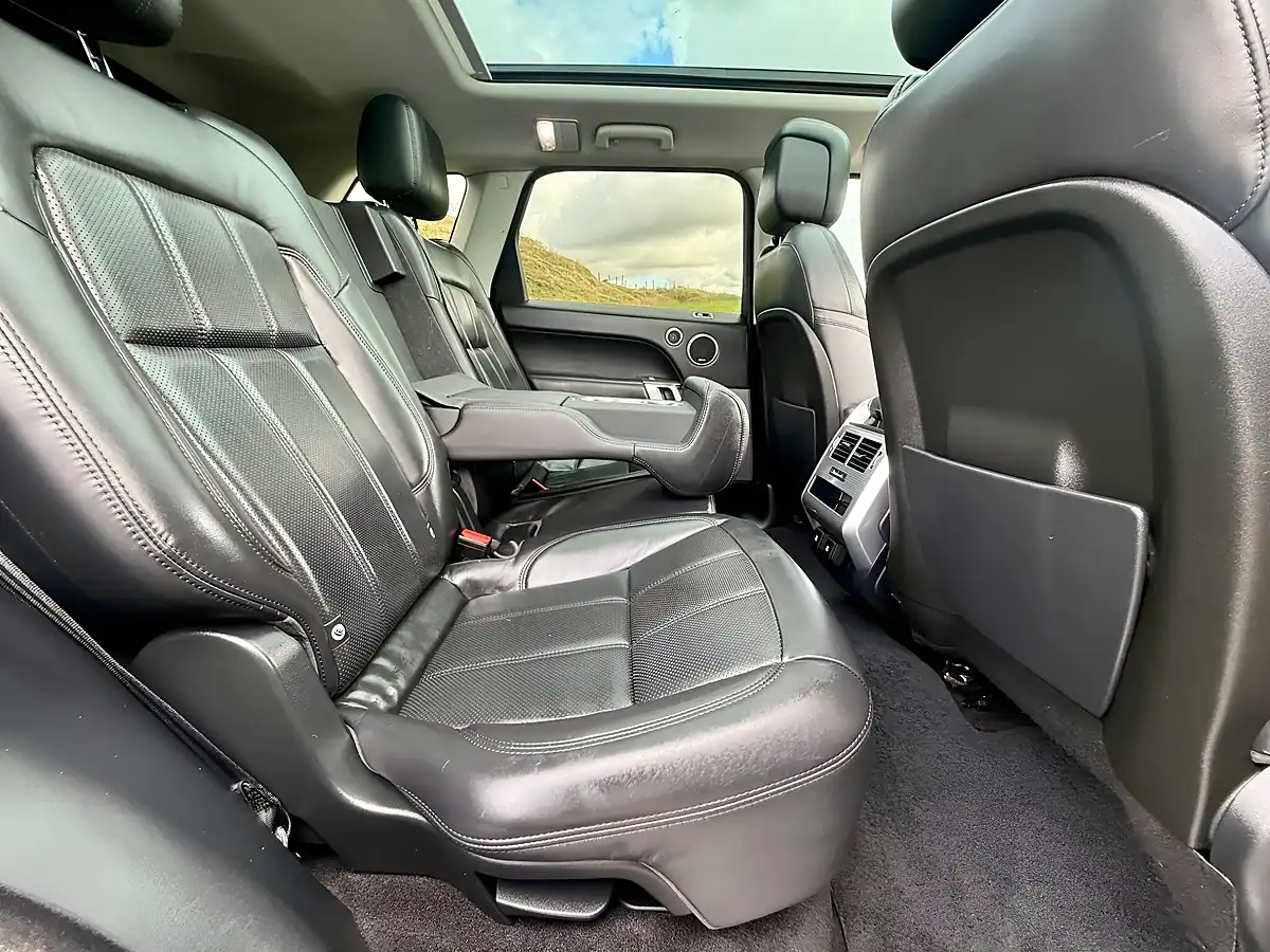 Used 2020 Land Rover Range Rover Sport Hse Dynamic Grey - Interior and Exterior details 9
