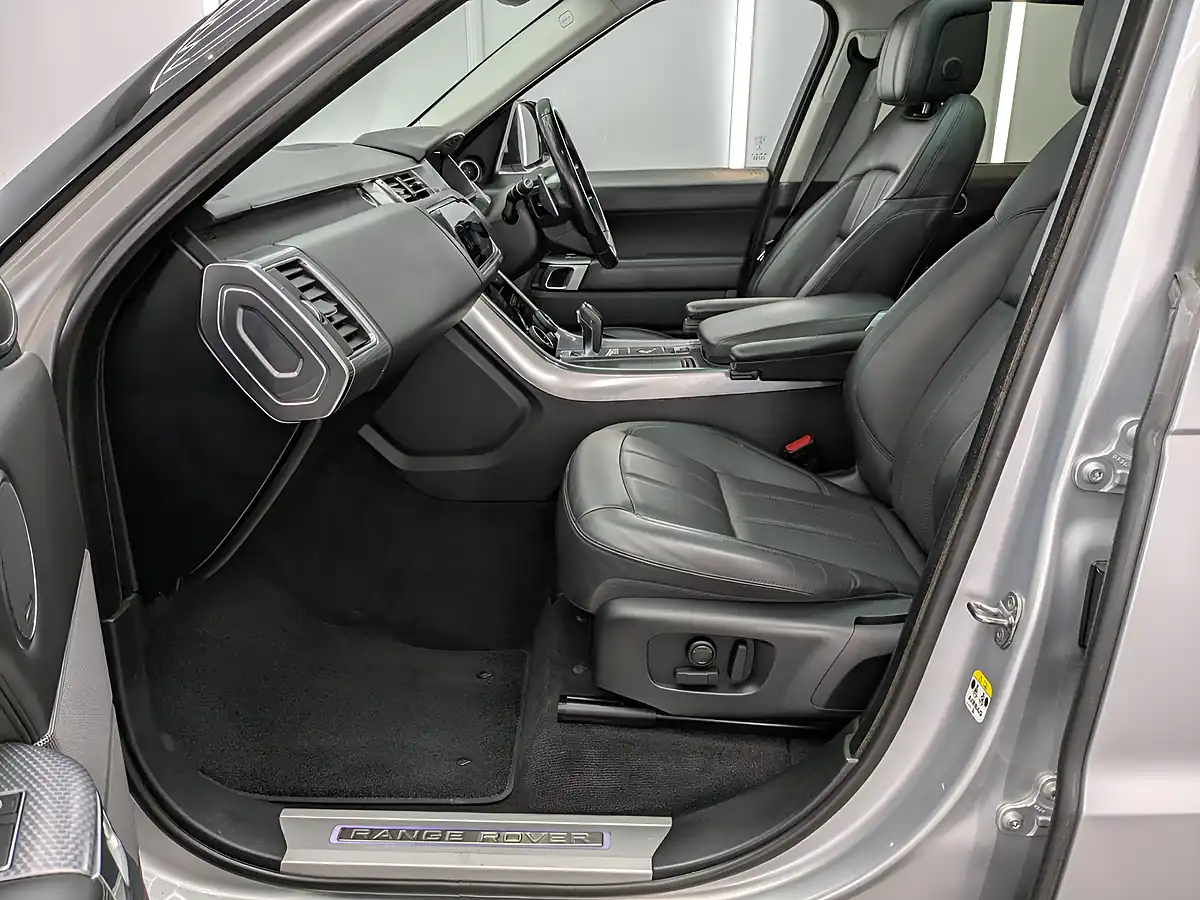 Used 2020 Land Rover Range Rover Sport Hse Dynamic Indus Silver - Interior and Exterior details 19
