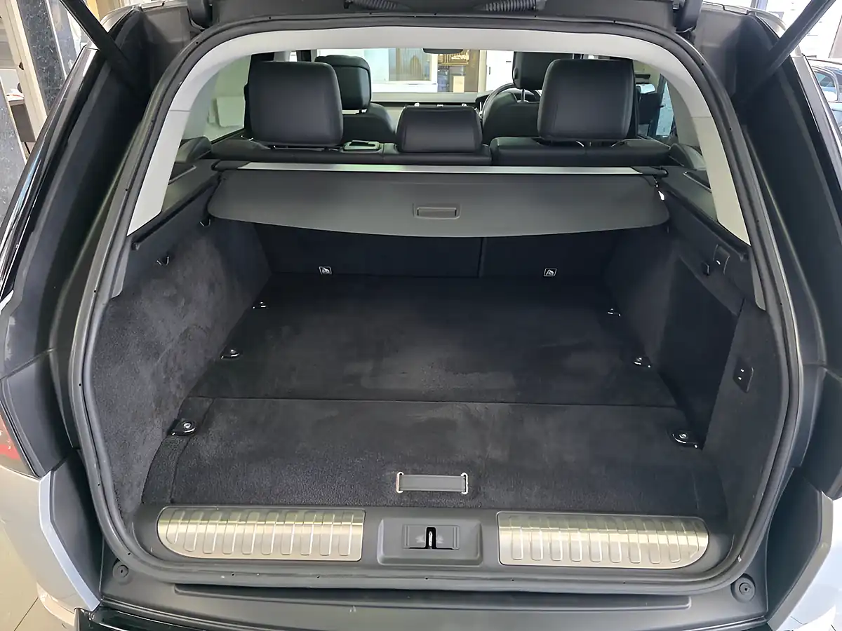Used 2020 Land Rover Range Rover Sport Hse Dynamic Silver - Interior and Exterior details 12