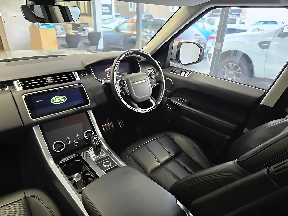 Used 2020 Land Rover Range Rover Sport Hse Dynamic Silver - Interior and Exterior details 5