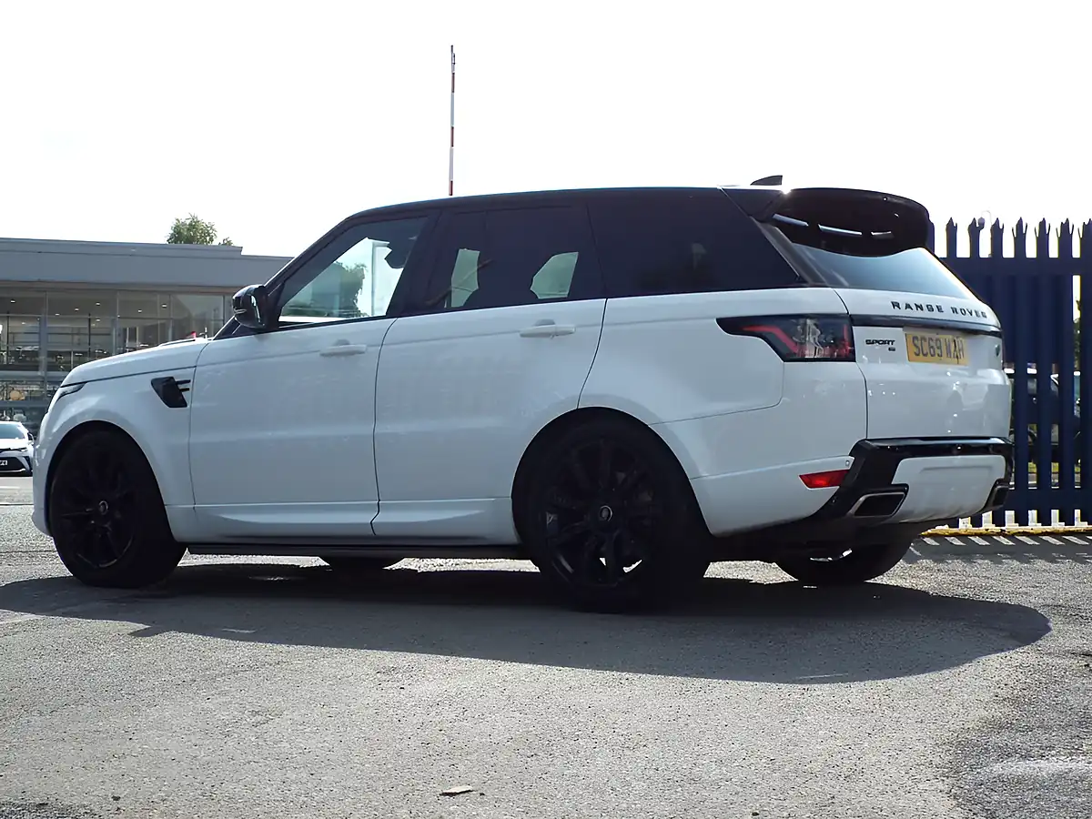 Used 2020 Land Rover Range Rover Sport Hse Dynamic White - Interior and Exterior details 17