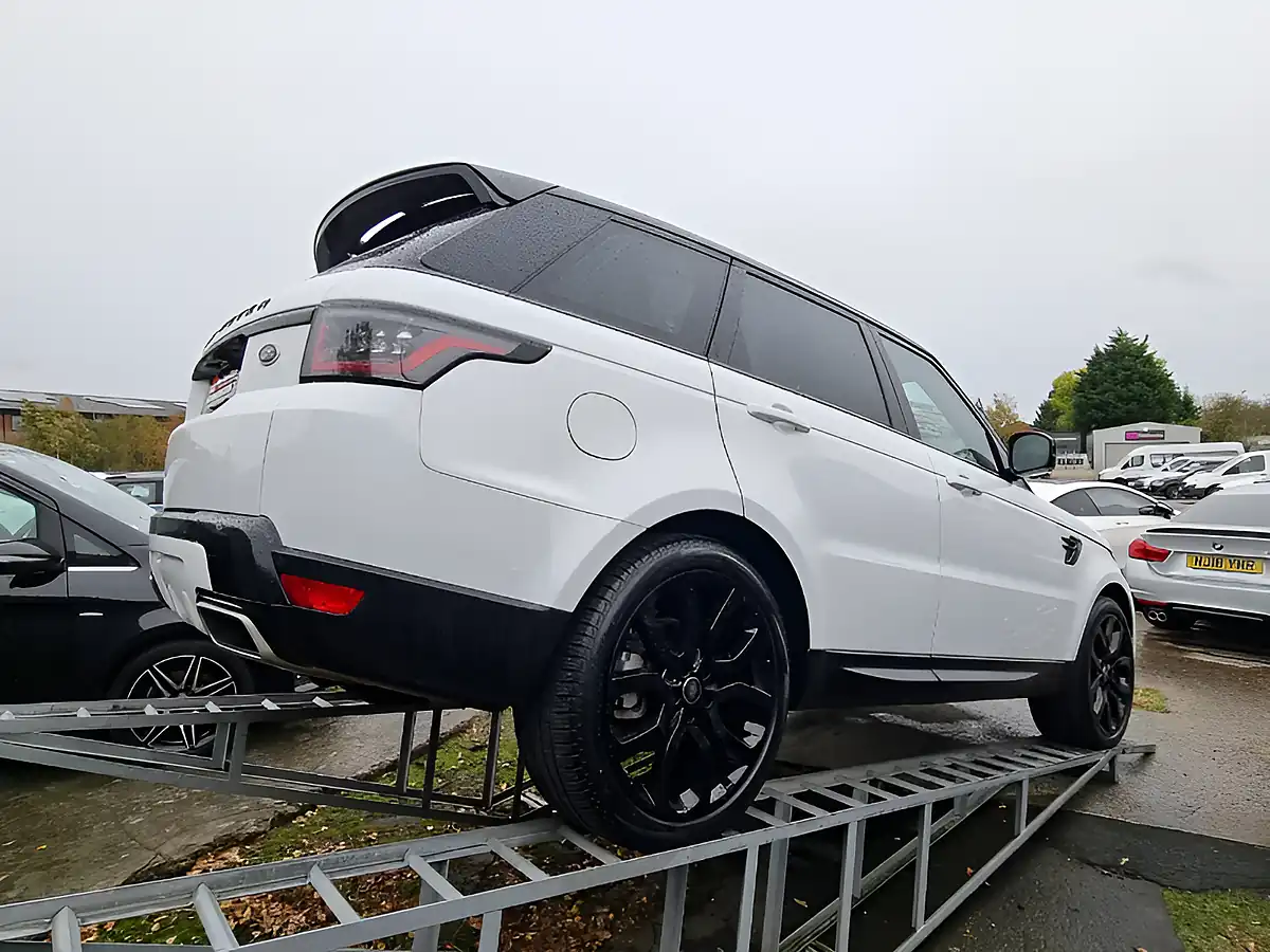 Used 2020 Land Rover Range Rover Sport Hse Dynamic White - Interior and Exterior details 8