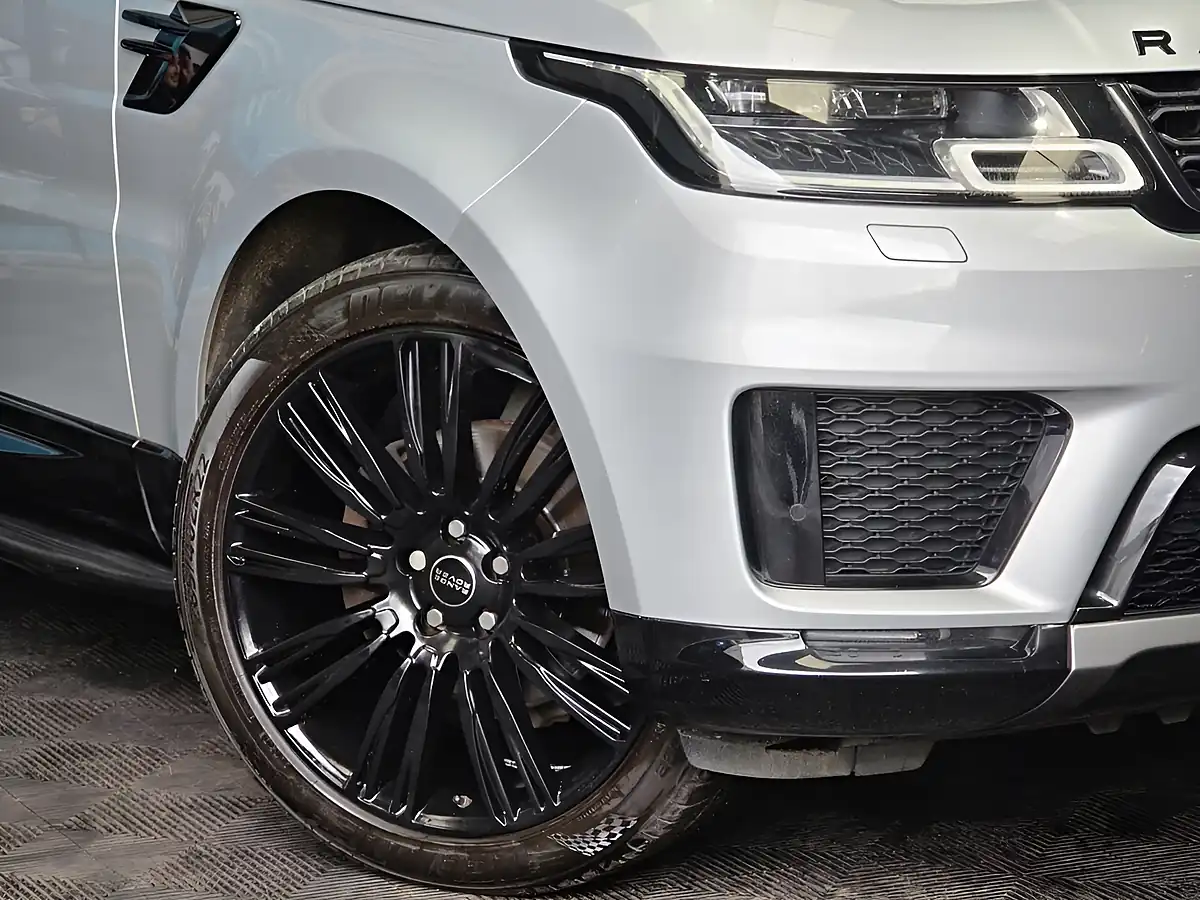 Used 2020 Land Rover Range Rover Sport Hse Indus Silver - Interior and Exterior details 6