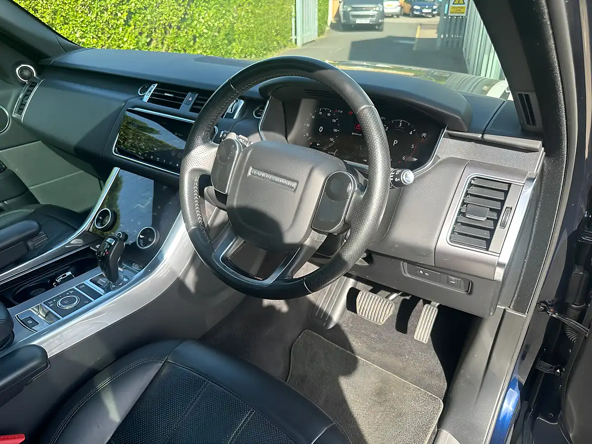 Used 2020 Land Rover Range Rover Sport Hse Portofino Blue - Interior and Exterior details 10