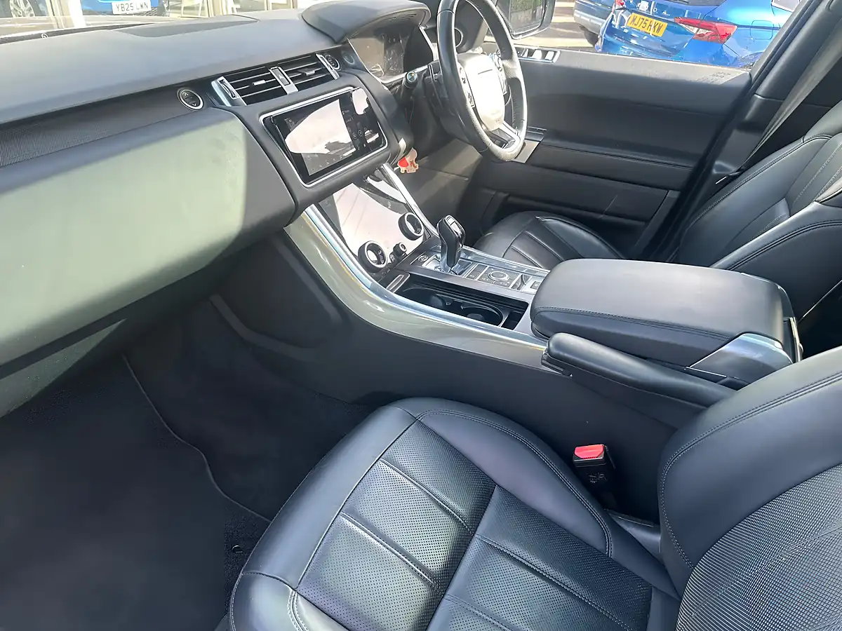 Used 2020 Land Rover Range Rover Sport Hse Portofino Blue - Interior and Exterior details 12