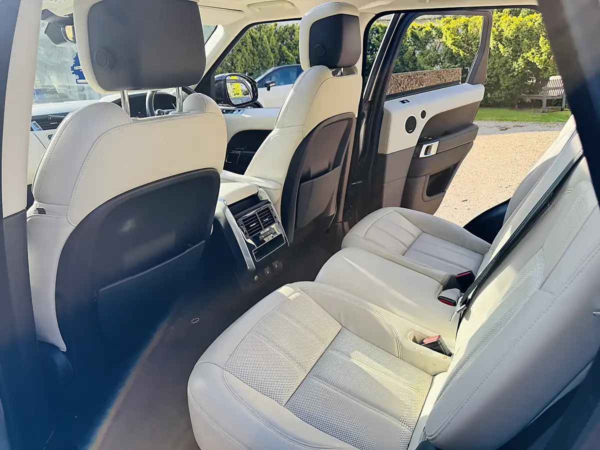 Used 2020 Land Rover Range Rover Sport Hse Silver - Interior and Exterior details 7