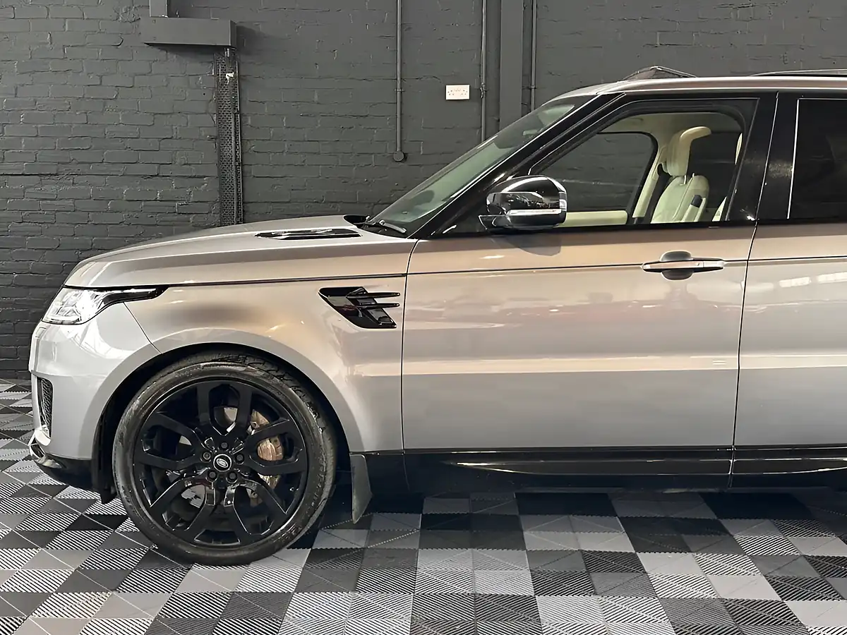 Used 2020 Land Rover Range Rover Sport Hse Storm Grey Metallic - Interior and Exterior details 11