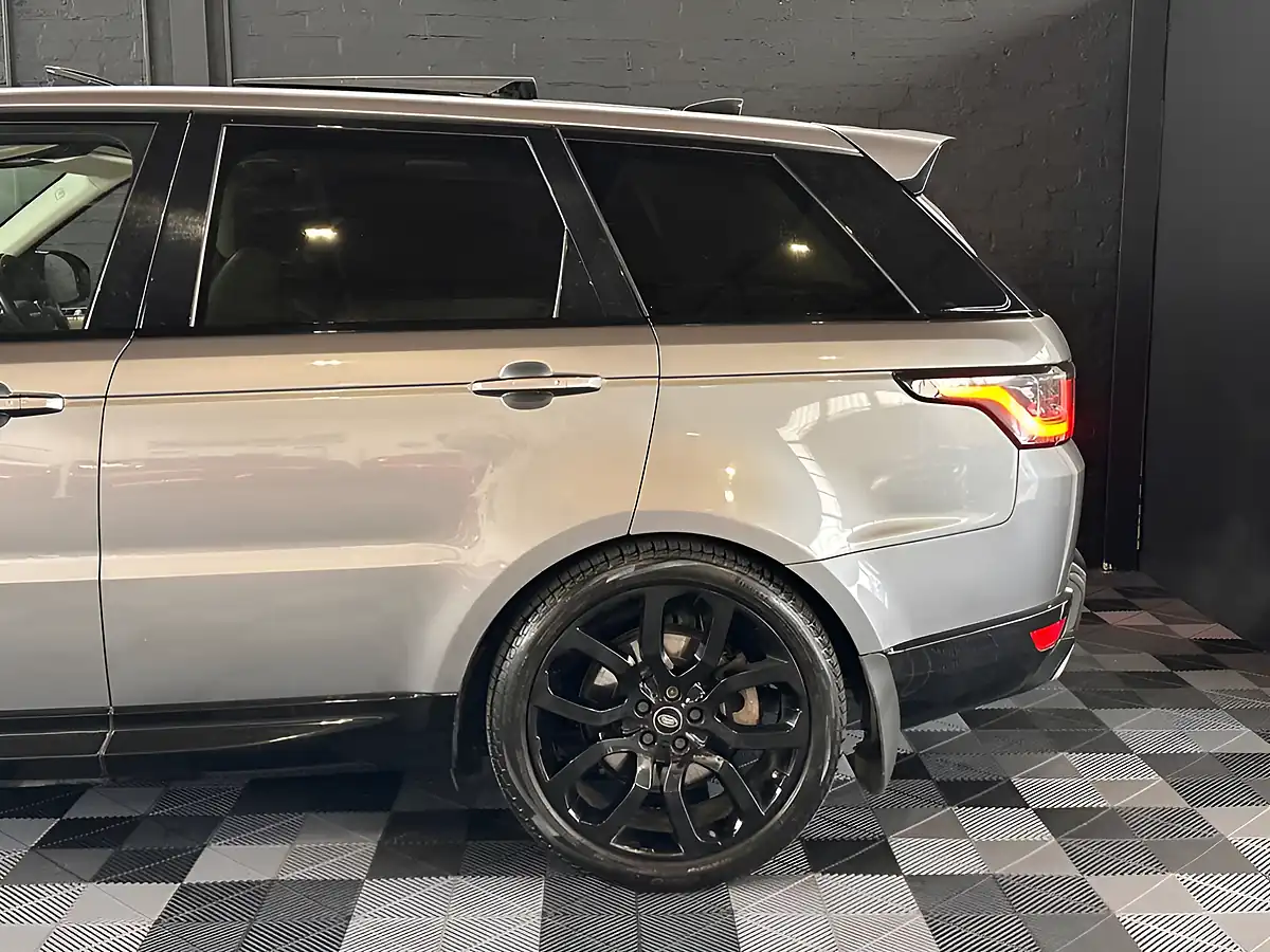 Used 2020 Land Rover Range Rover Sport Hse Storm Grey Metallic - Interior and Exterior details 12