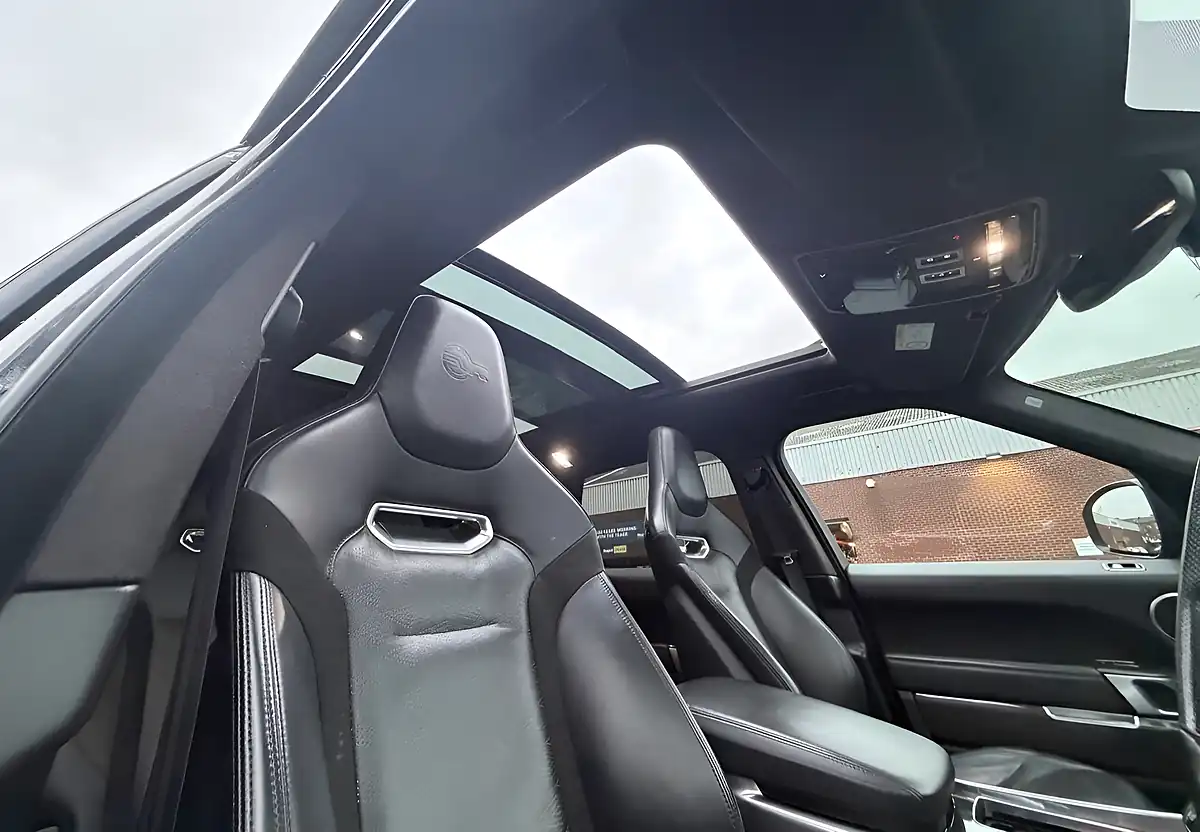 Used 2020 Land Rover Range Rover Sport Svr Black - Interior and Exterior details 4