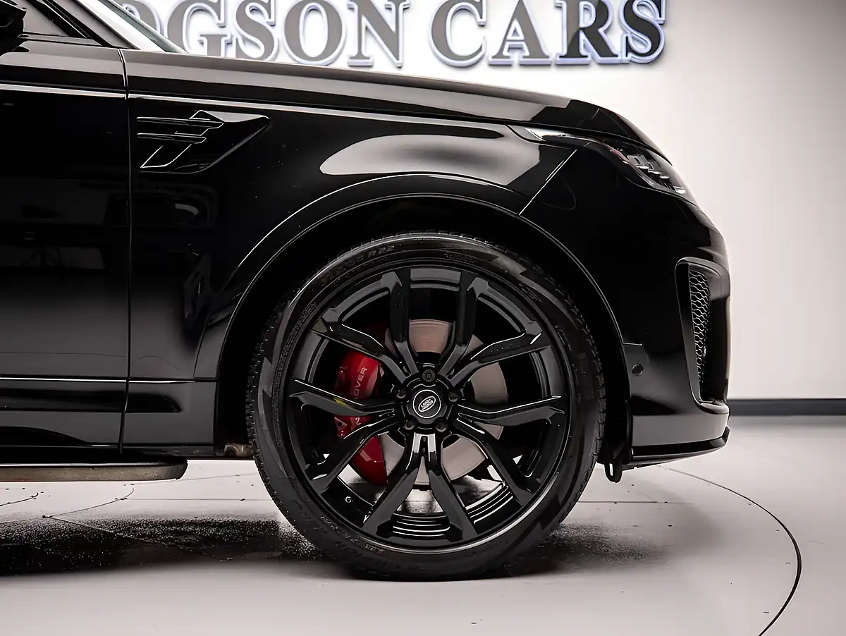 Used 2020 Land Rover Range Rover Sport Svr Black - Interior and Exterior details 11