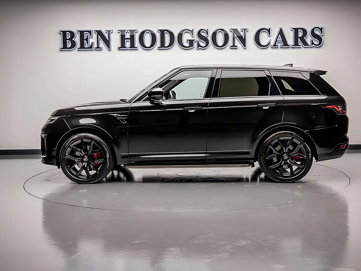 Used 2020 Land Rover Range Rover Sport Svr Black - Interior and Exterior details 5