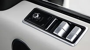 Used 2020 Land Rover Range Rover Sport Svr Black - Interior and Exterior details 15