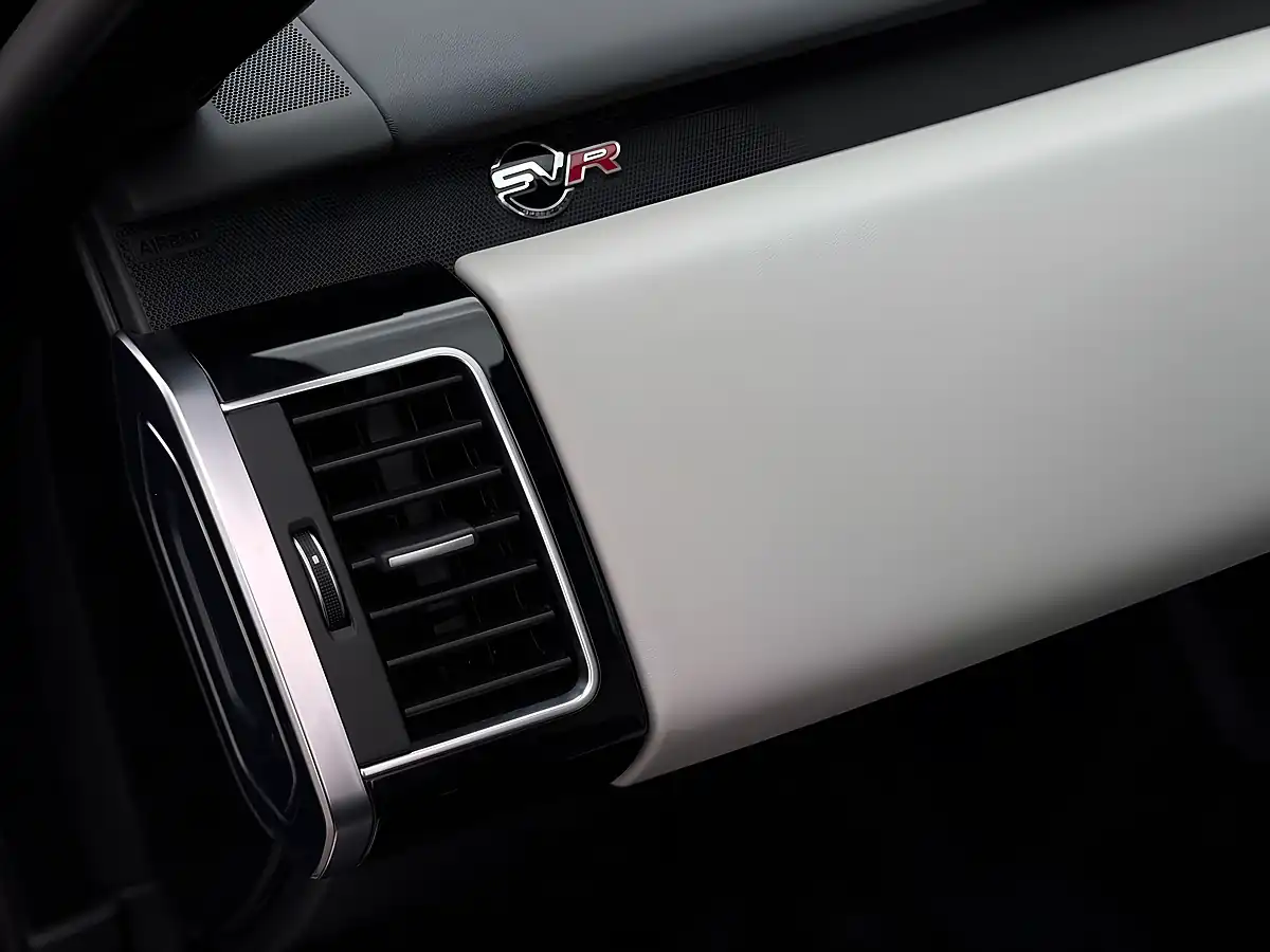 Used 2020 Land Rover Range Rover Sport Svr Black - Interior and Exterior details 12