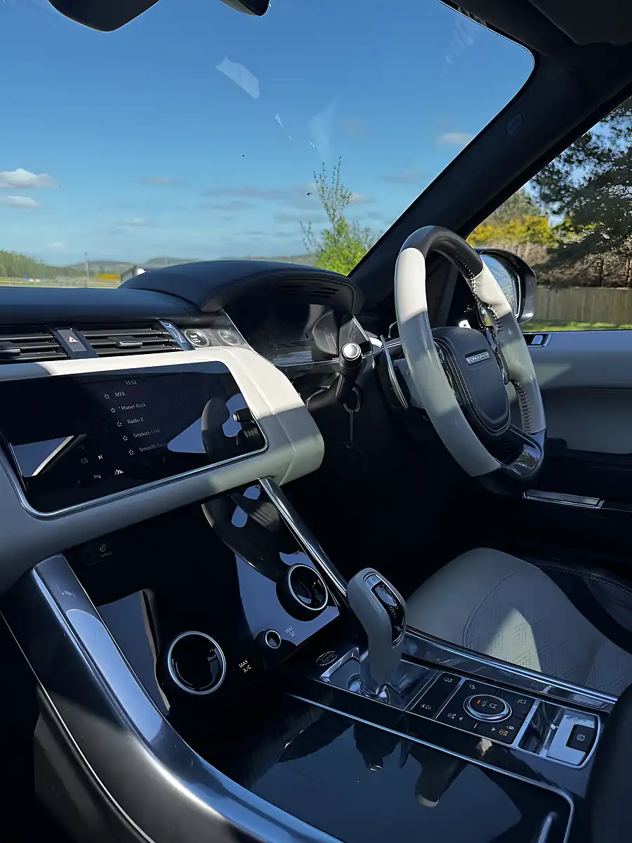 Used 2020 Land Rover Range Rover Sport Svr Black - Interior and Exterior details 14