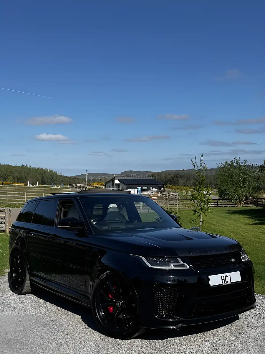 Used 2020 Land Rover Range Rover Sport Svr Black - Interior and Exterior details 2