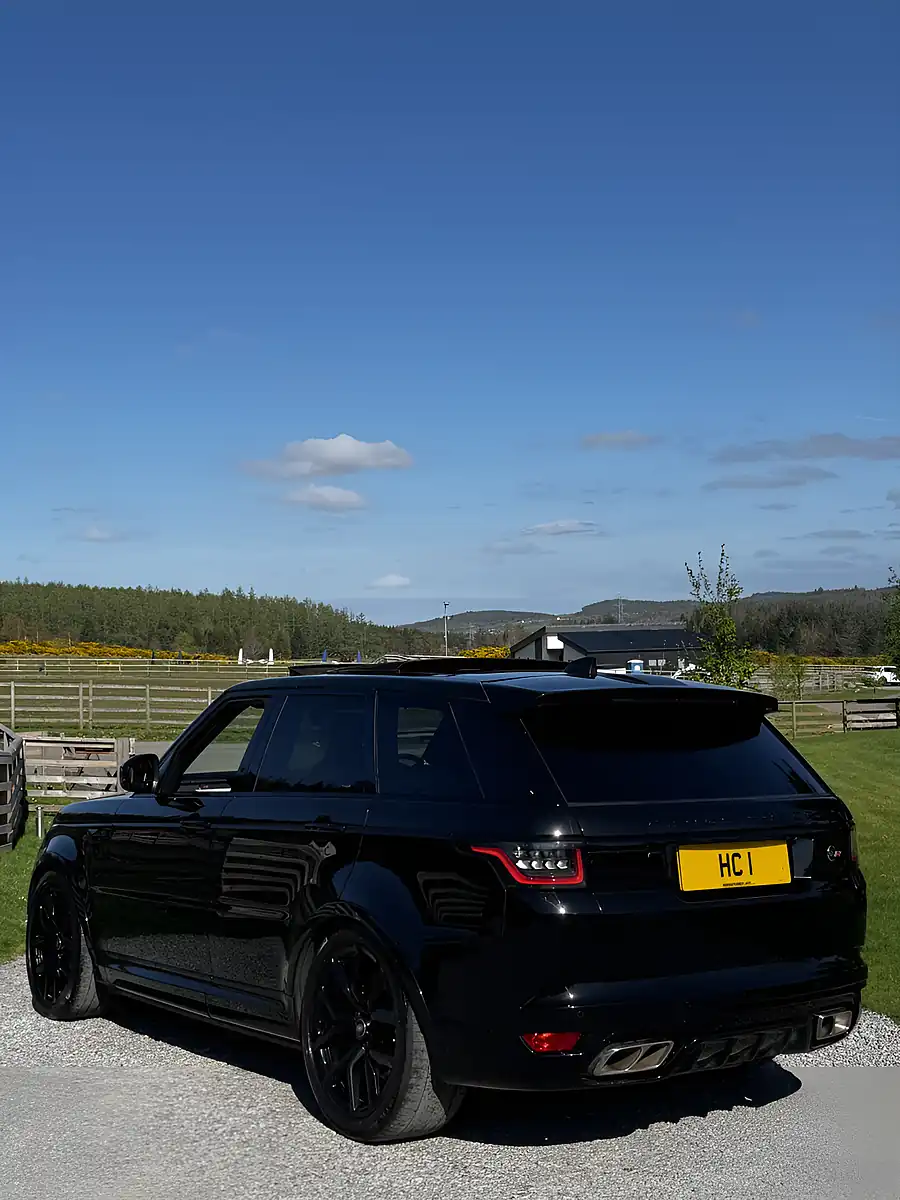 Used 2020 Land Rover Range Rover Sport Svr Black - Interior and Exterior details 4