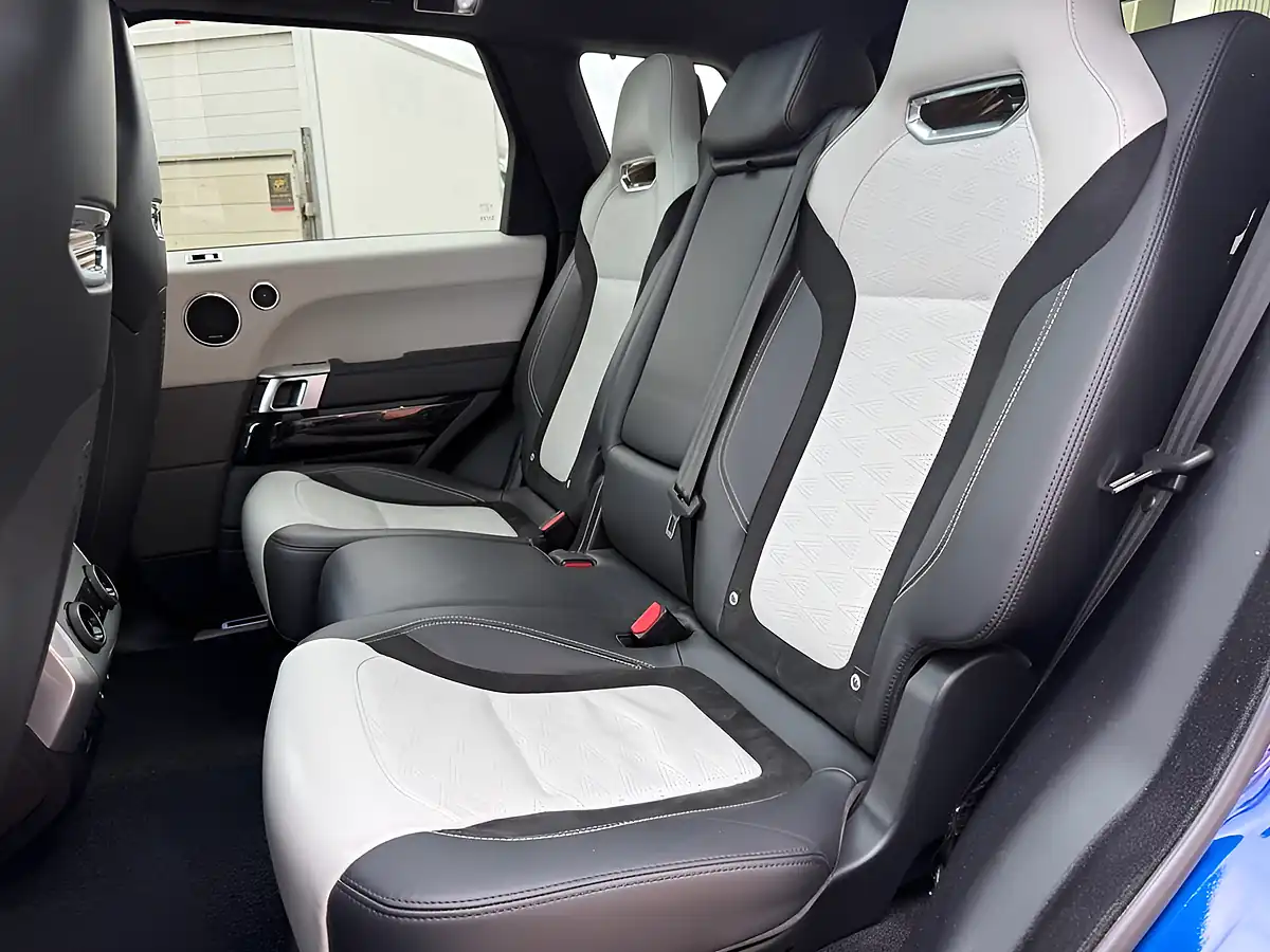 Used 2020 Land Rover Range Rover Sport Svr Blue - Interior and Exterior details 17