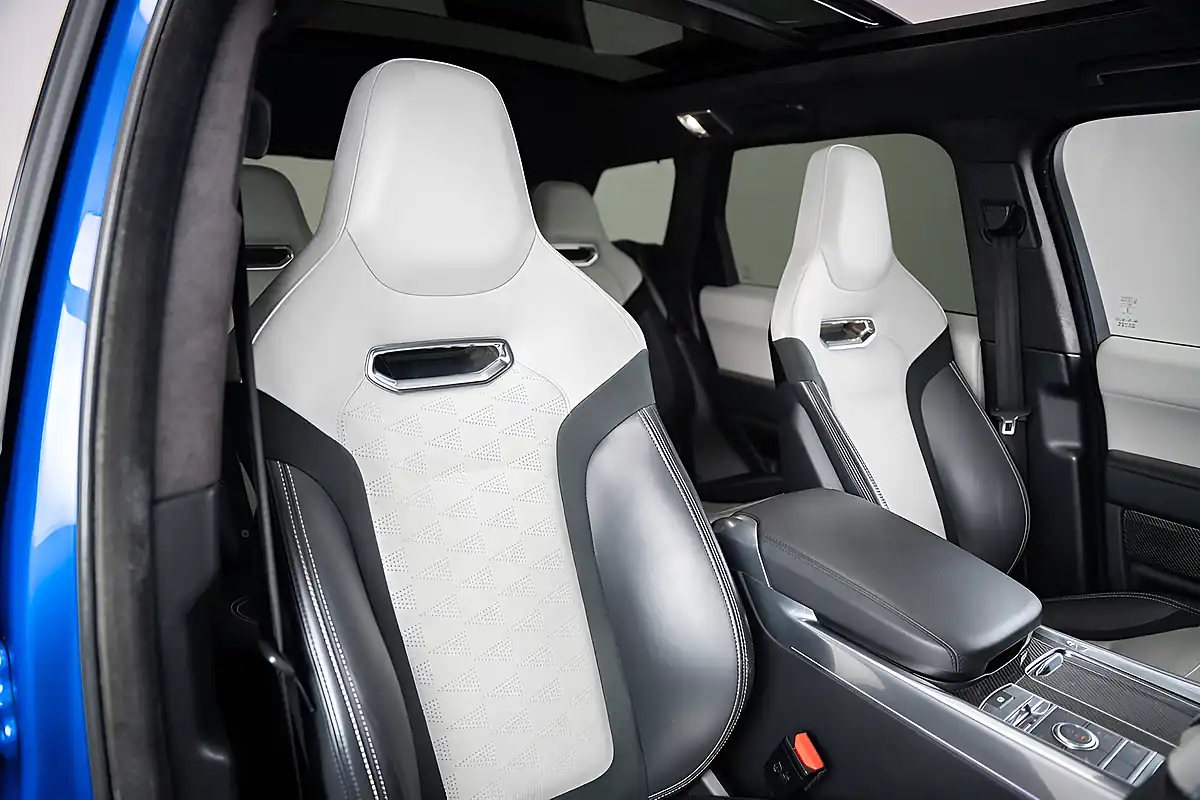 Used 2020 Land Rover Range Rover Sport Svr Blue - Interior and Exterior details 2