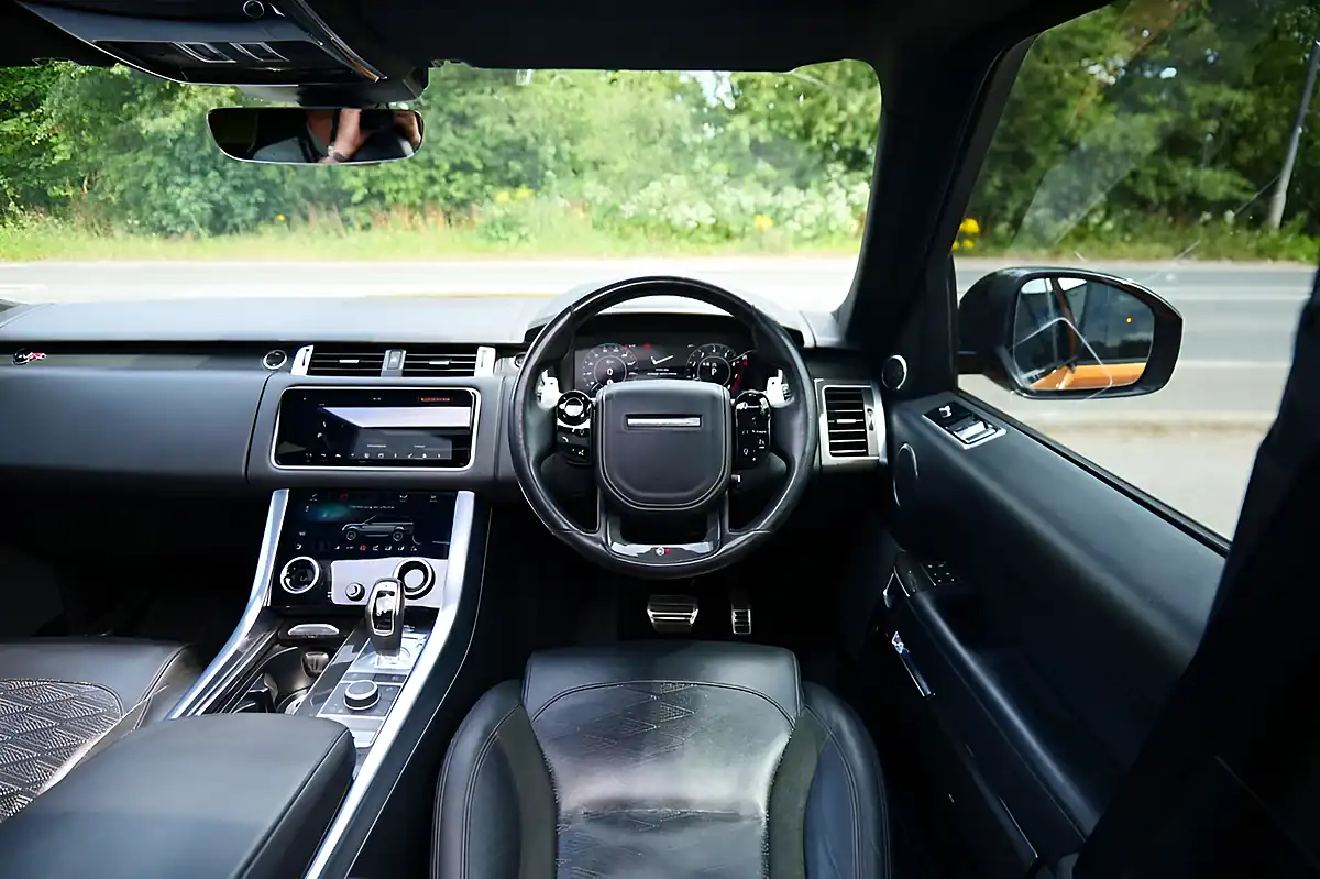Used 2020 Land Rover Range Rover Sport Svr Orange - Interior and Exterior details 9