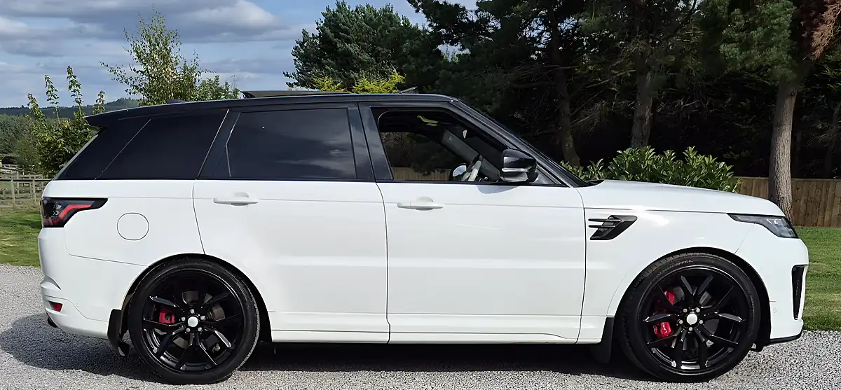 Used 2020 Land Rover Range Rover Sport Svr White - Interior and Exterior details 2