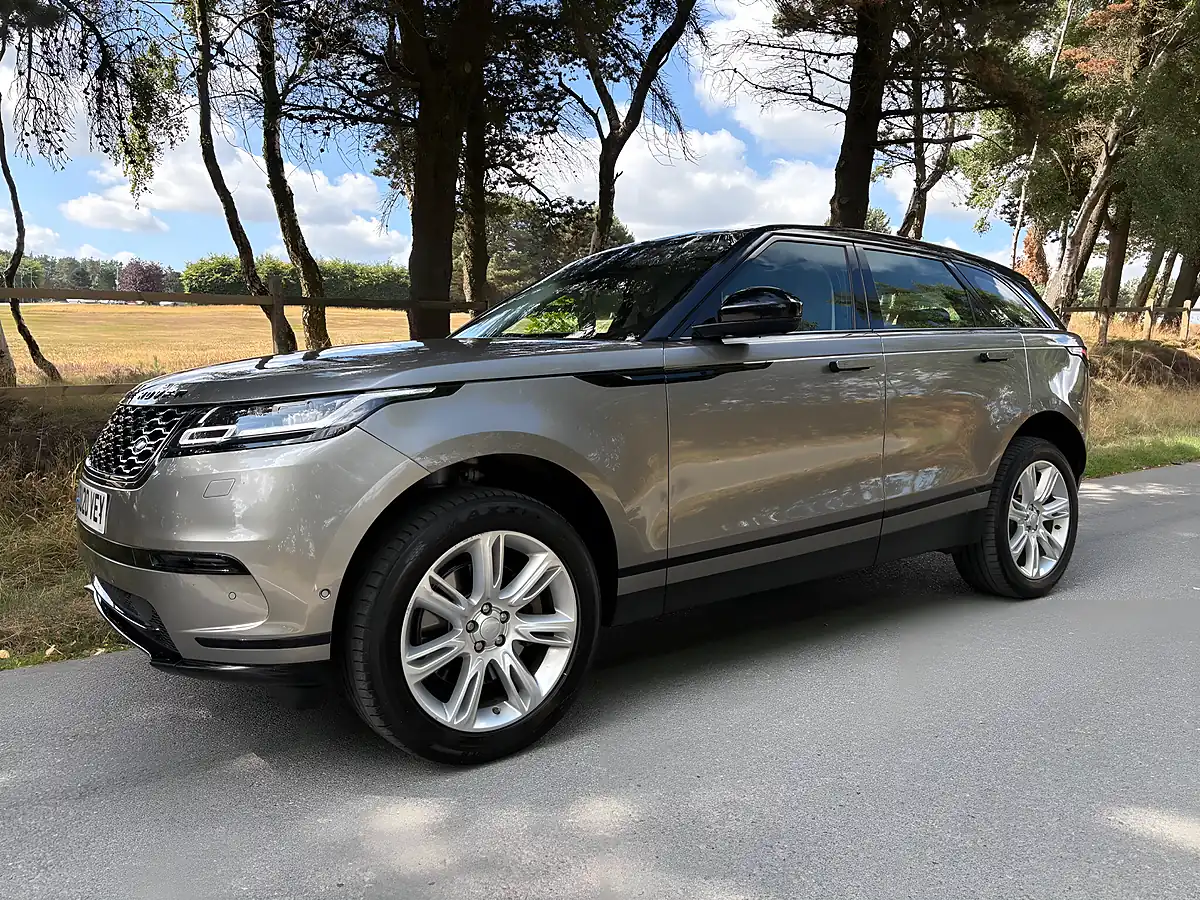 Used 2020 Land Rover Range Rover Velar Hse Silver - Interior and Exterior details 10