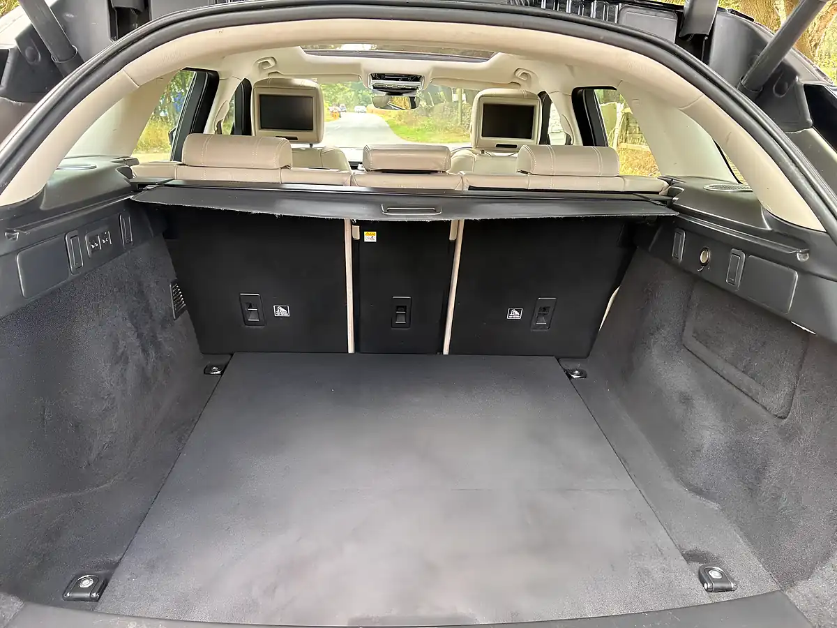 Used 2020 Land Rover Range Rover Velar Hse Silver - Interior and Exterior details 16