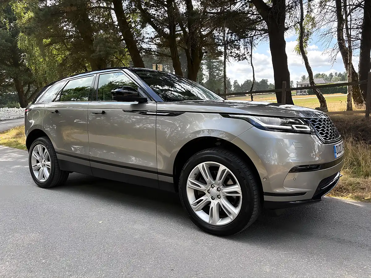 Used 2020 Land Rover Range Rover Velar Hse Silver - Interior and Exterior details 2