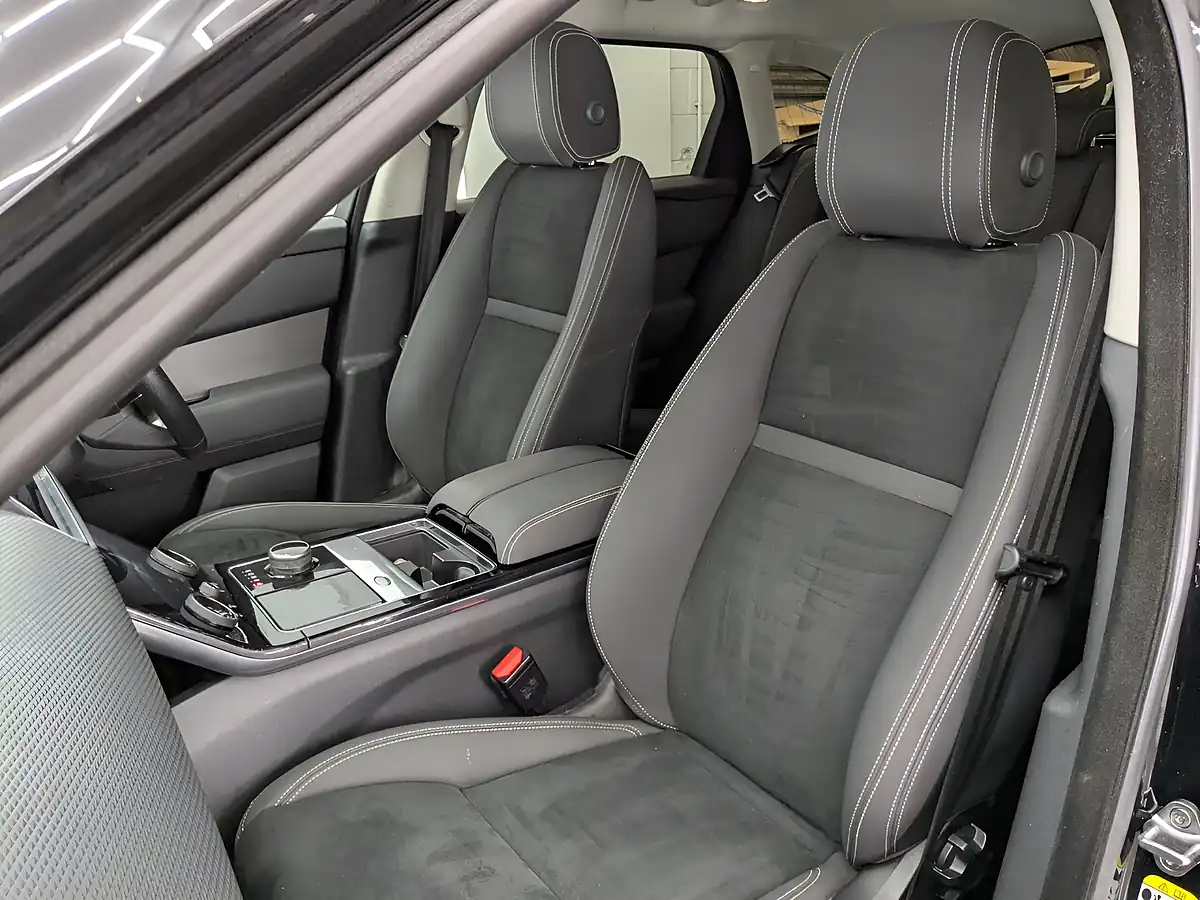 Used 2020 Land Rover Range Rover Velar Narvik Black - Interior and Exterior details 13