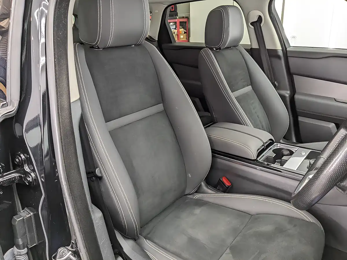 Used 2020 Land Rover Range Rover Velar Narvik Black - Interior and Exterior details 19