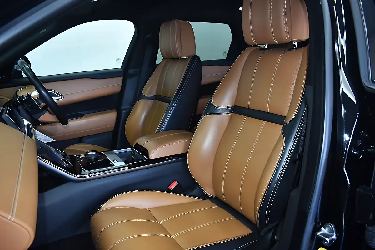 Used 2020 Land Rover Range Rover Velar R-Dynamic Hse Black - Interior and Exterior details 14