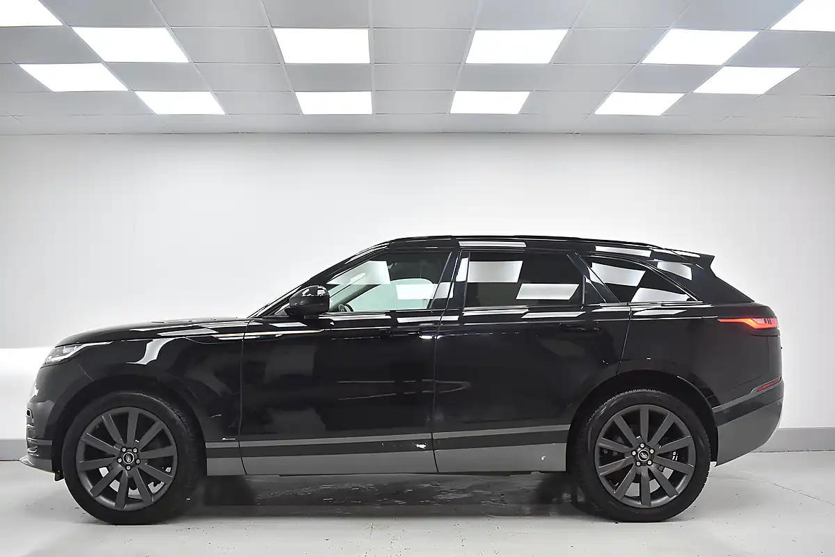 Used 2020 Land Rover Range Rover Velar R-Dynamic Hse Black - Interior and Exterior details 2