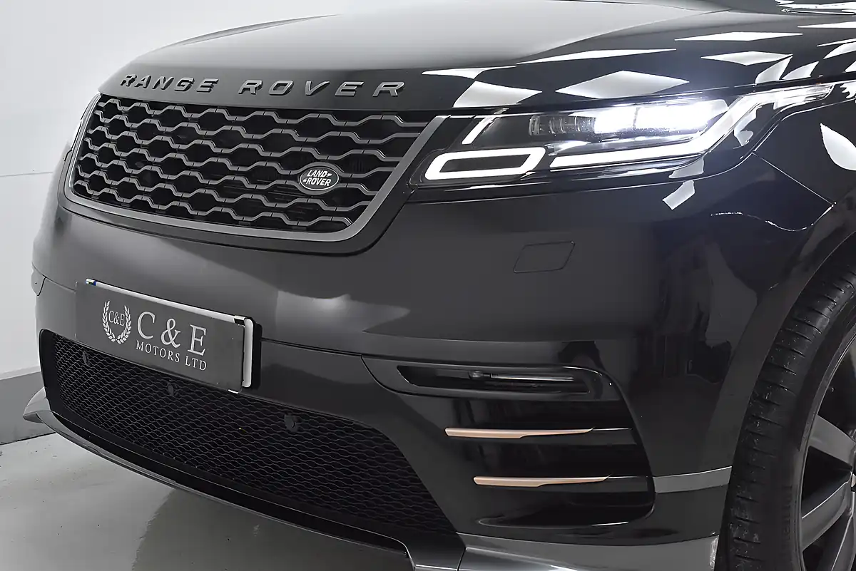 Used 2020 Land Rover Range Rover Velar R-Dynamic Hse Black - Interior and Exterior details 5