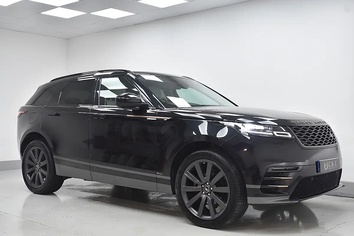 Used 2020 Land Rover Range Rover Velar R-Dynamic Hse Black - Interior and Exterior details 6