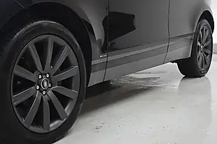 Used 2020 Land Rover Range Rover Velar R-Dynamic Hse Black - Interior and Exterior details 8