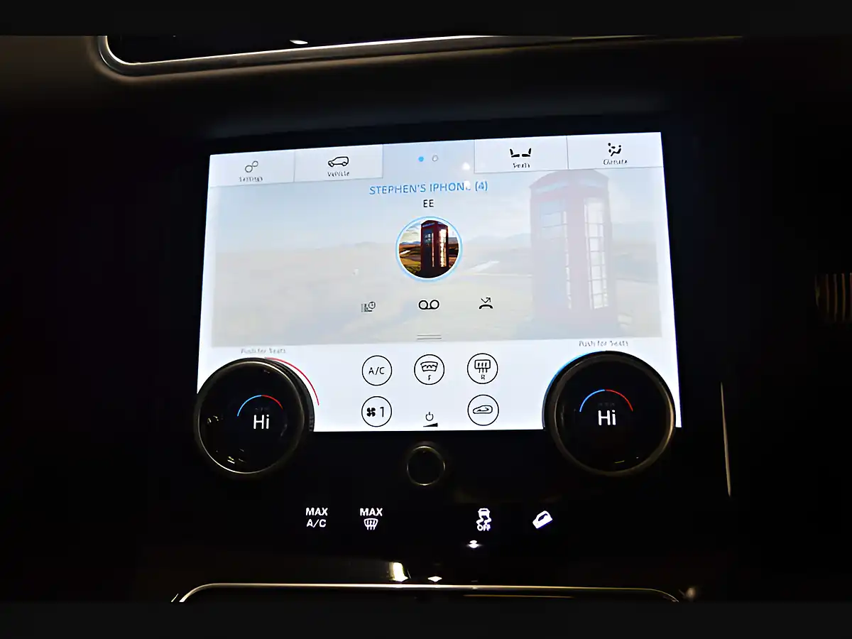 Used 2020 Land Rover Range Rover Velar R-Dynamic Hse Byron Blue - Interior and Exterior details 11