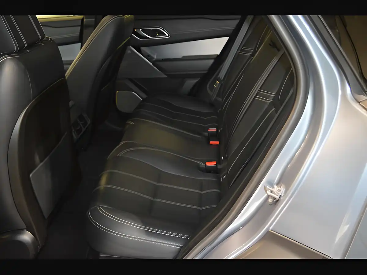 Used 2020 Land Rover Range Rover Velar R-Dynamic Hse Byron Blue - Interior and Exterior details 12