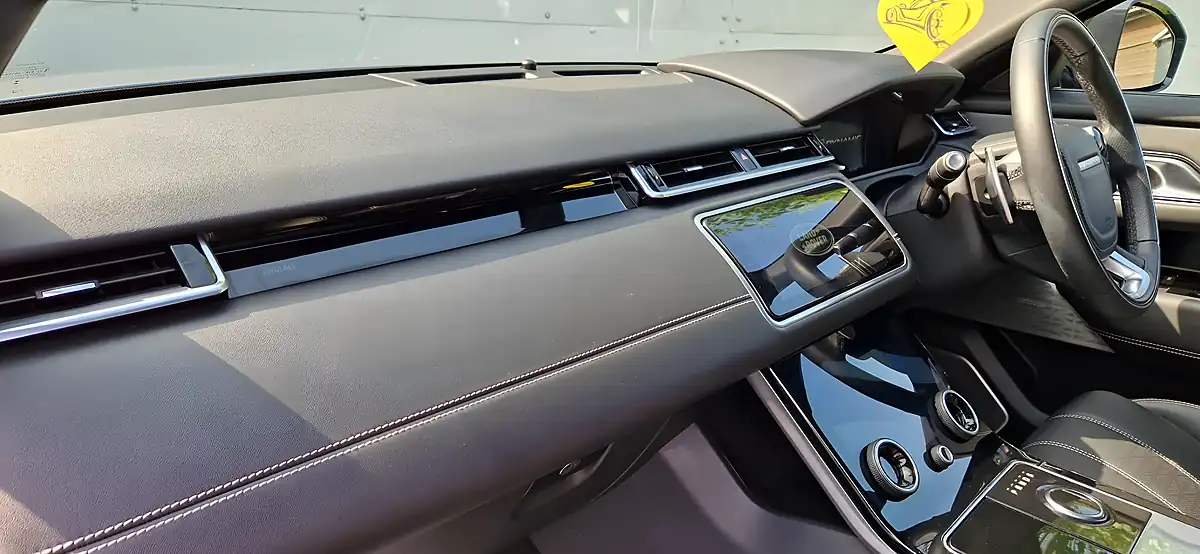 Used 2020 Land Rover Range Rover Velar R-Dynamic Hse Grey - Interior and Exterior details 16