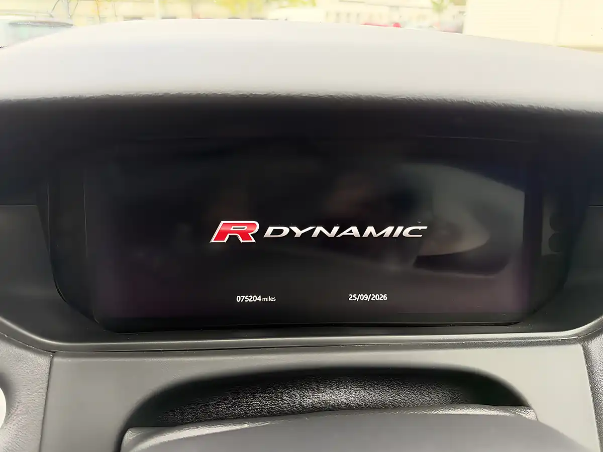 Used 2020 Land Rover Range Rover Velar R-Dynamic Hse Grey - Interior and Exterior details 16