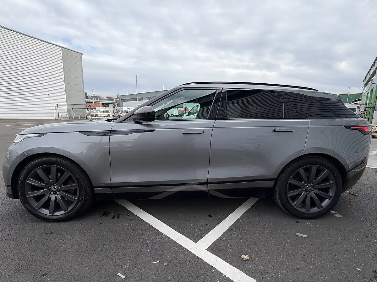 Used 2020 Land Rover Range Rover Velar R-Dynamic Hse Grey - Interior and Exterior details 8