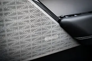 Used 2020 Land Rover Range Rover Velar R-Dynamic Hse Santorini Black - Interior and Exterior details 16