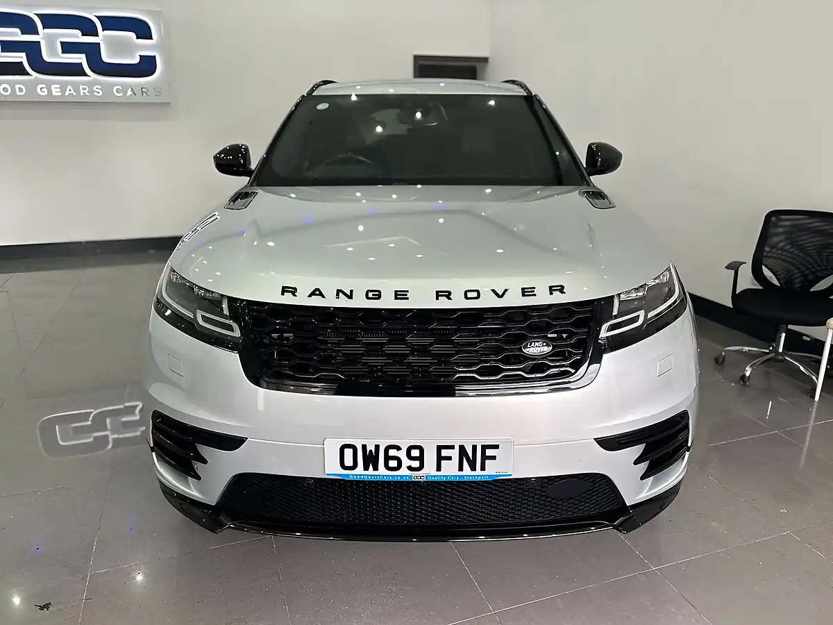 Used 2020 Land Rover Range Rover Velar R-Dynamic Hse Silver - Interior and Exterior details 3