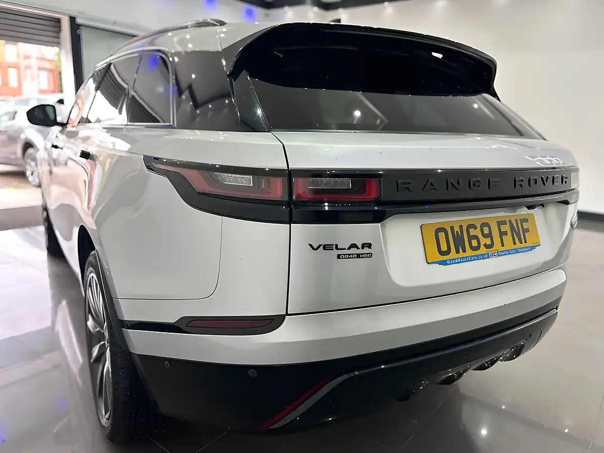 Used 2020 Land Rover Range Rover Velar R-Dynamic Hse Silver - Interior and Exterior details 6