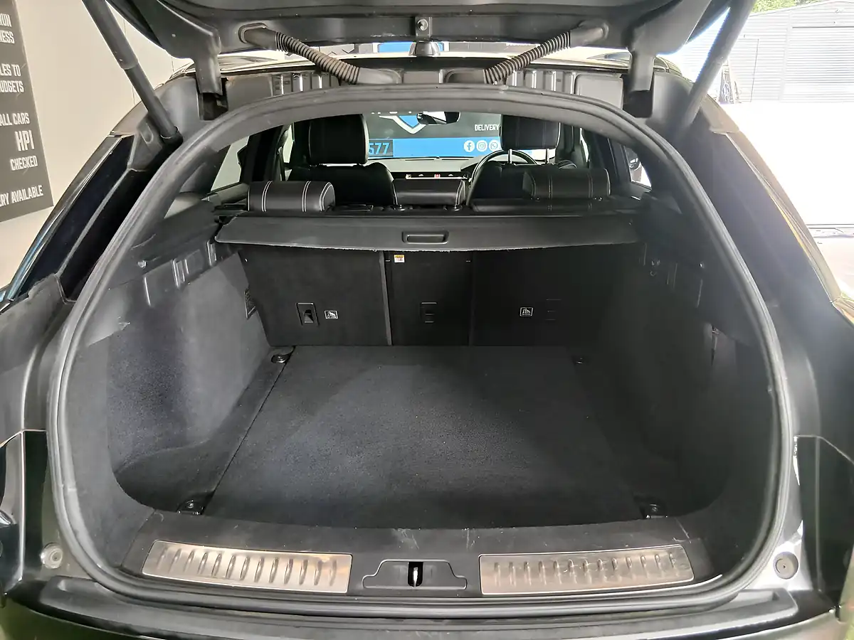 Used 2020 Land Rover Range Rover Velar R-Dynamic S Black - Interior and Exterior details 20