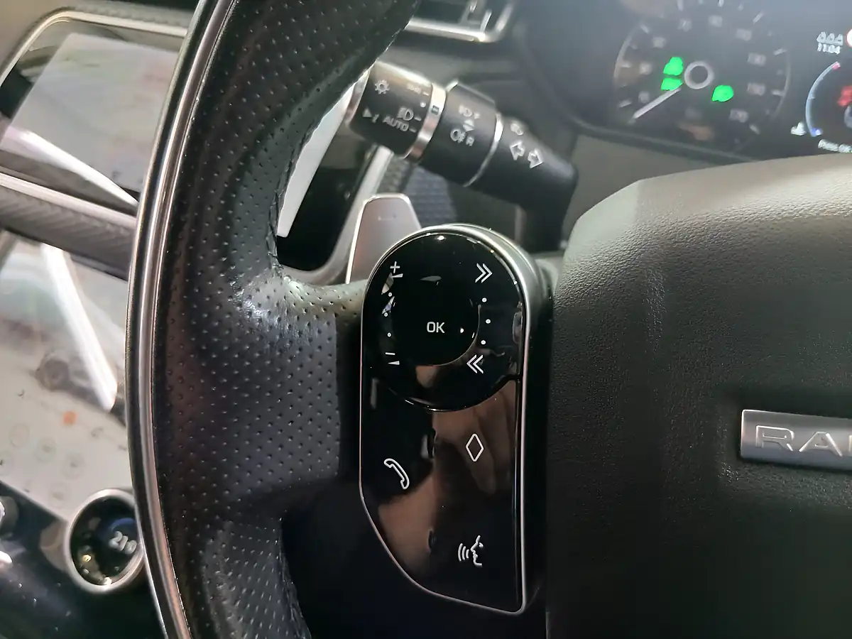 Used 2020 Land Rover Range Rover Velar R-Dynamic S Black - Interior and Exterior details 8